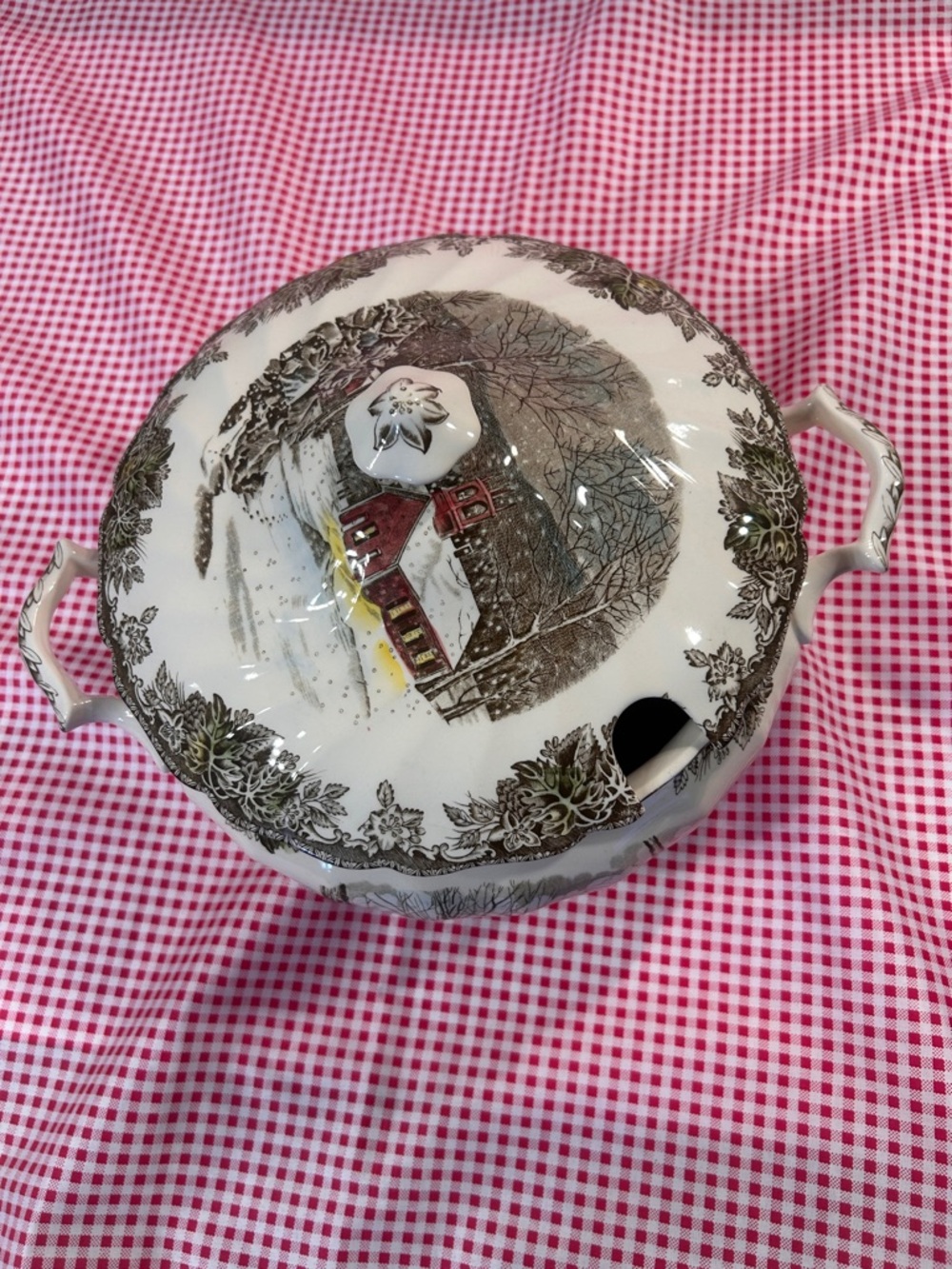 Excellent Condition Johnson Brothers Soup Tureen, Old Stamp Made in England